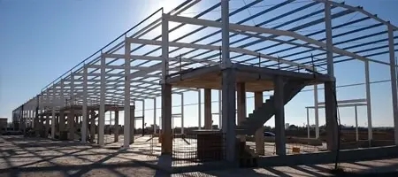 Colocación de estructura para techo