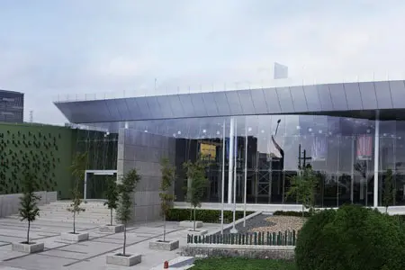 Exterior de las instalaciones del CIINOVA en Querétaro