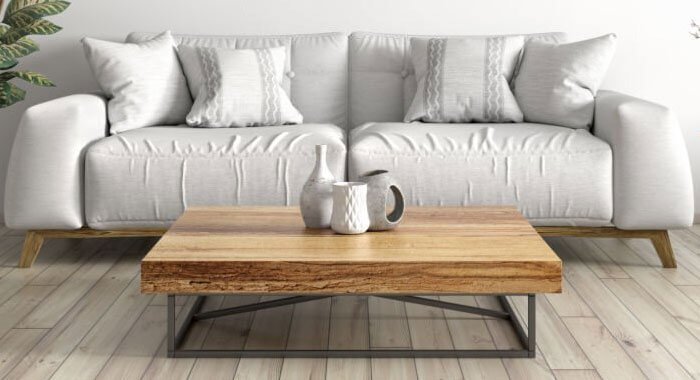 Mesa de centro en herrería y madera con diseño robusto Mesa de centro en herrería y madera con diseño robusto