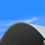 Cubierta de arcotecho con recubrimiento Pintro blanco