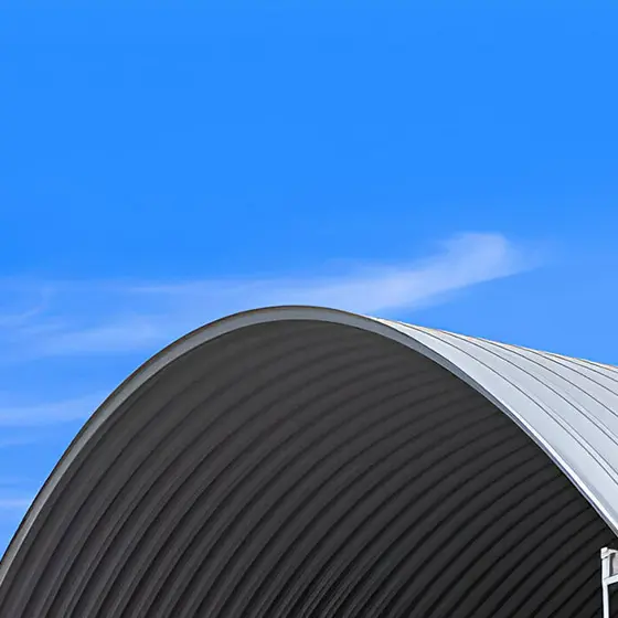 Cubierta de arcotecho con recubrimiento Pintro blanco