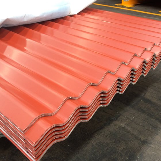 Hojas onduladas de lámina Pintro roja