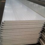 Varias piezas de panel superwall apilados