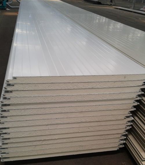 Varias piezas de panel superwall apilados