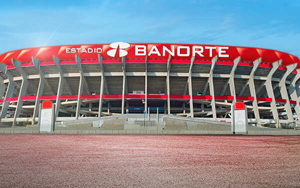 Vista panorámica del Estadio Azteca durante su remodelación